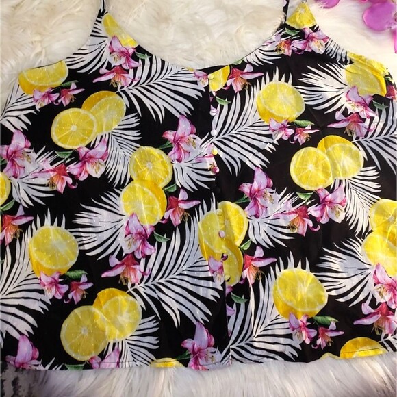 2/$25🆕️ Forever 21 Plus Size Black Pink Lemon Tropical Print Camisole Tank Top - Picture 5 of 8